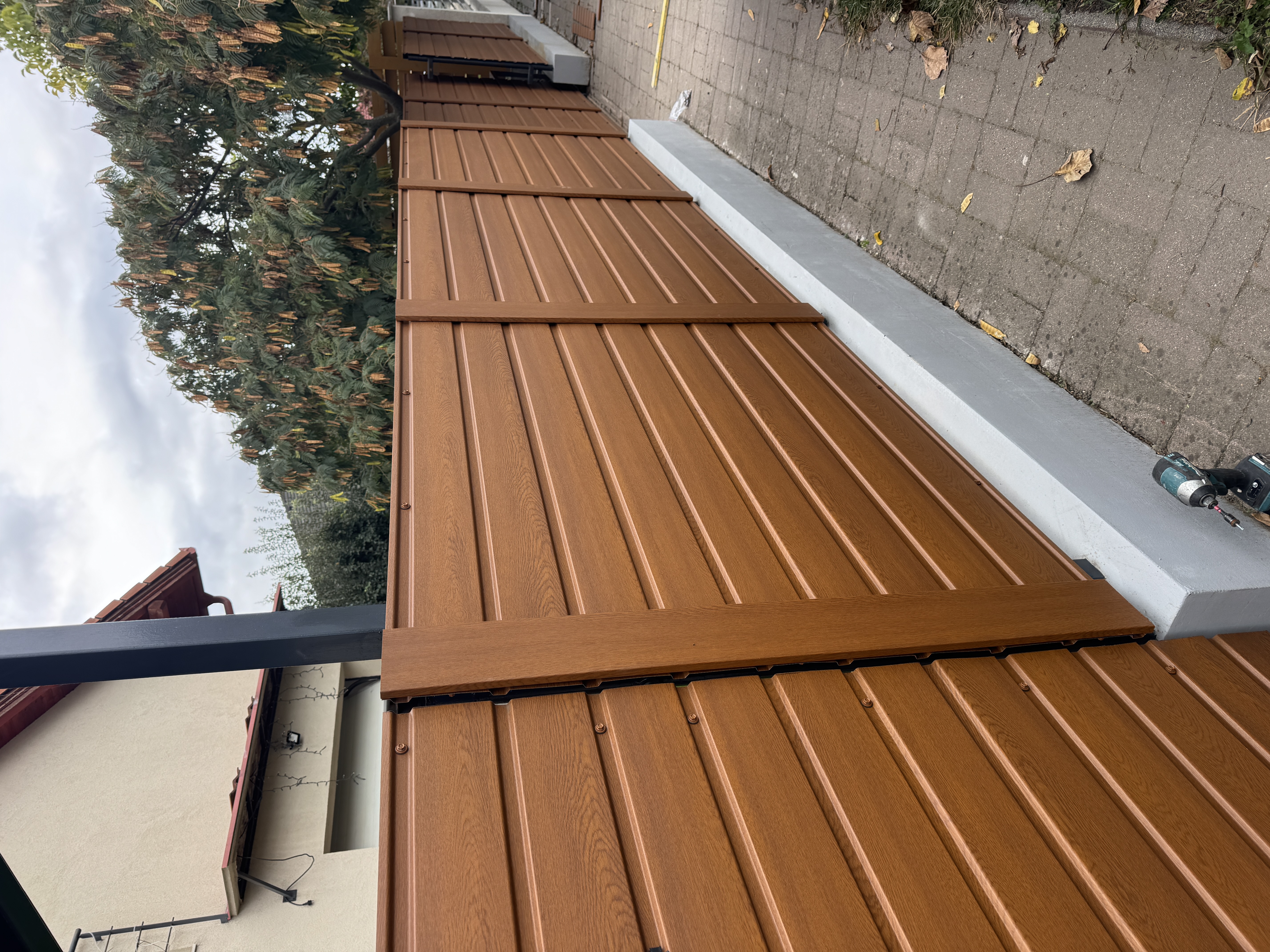 Halásztelek T8 bol kerítés építés 2